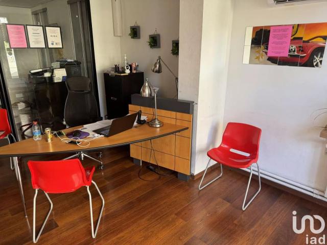 Location Murs commerciaux 62 m²