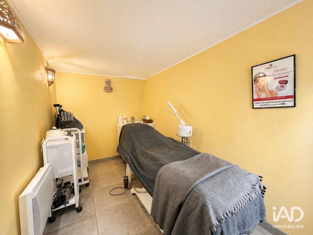 Location Murs commerciaux 85 m²