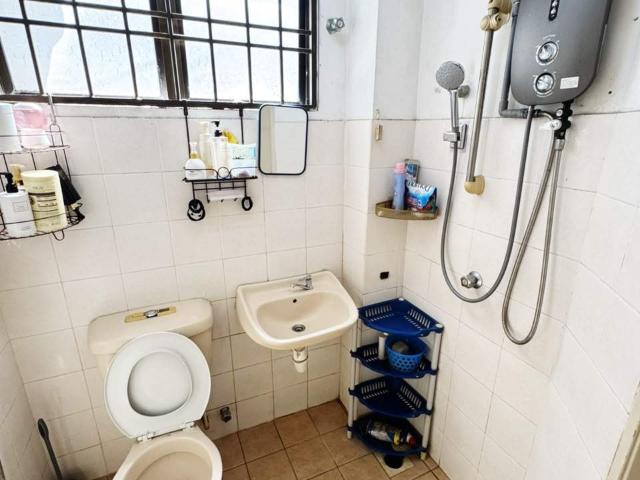Location NearbyCentrepoint, MRT1 Month Deposit0 Deposit Bandar Utama Room Rent