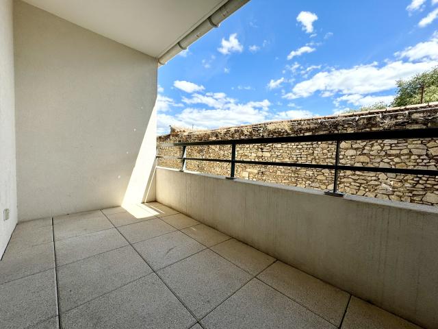 Location NIMES / ARENES T2 RECENT TERRASSE ET PARKING | Tourdiat Immobilier