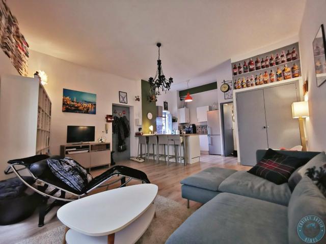 Location NIMES ECUSSON BEAU T3 RENOVE | Tourdiat Immobilier