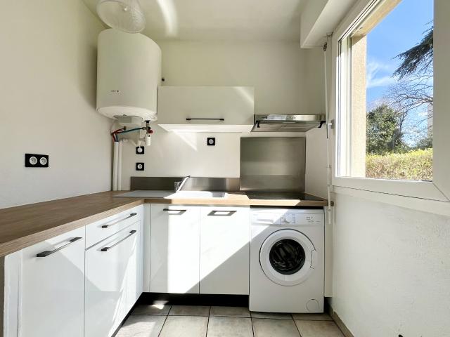 Location NIMES / MONTAURY STUDIO | Tourdiat Immobilier