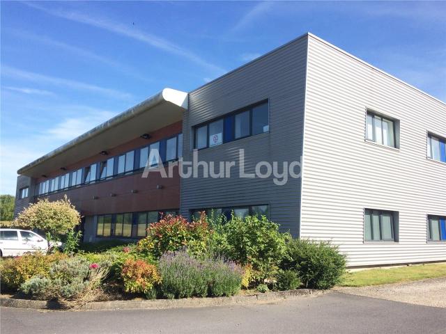 Location ou vente bureaux Rouvignies Proche A2 et Valenciennes