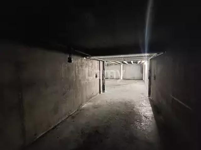 location parking, 10.0 m²