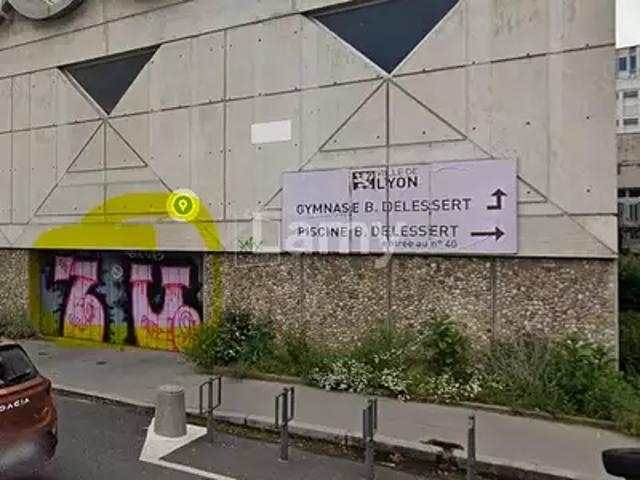 location parking, 10.0 m²