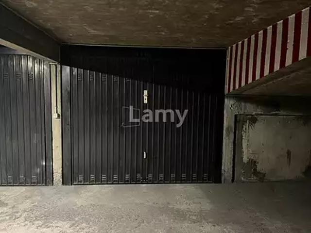 location parking, 12.0 m²