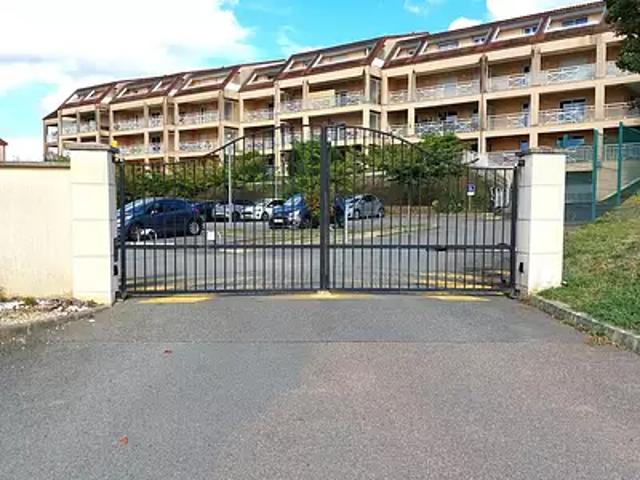 location parking, 3.0 m²
