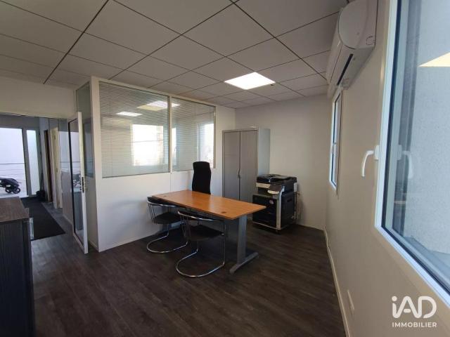 Location Parking/garage/box 37 m²