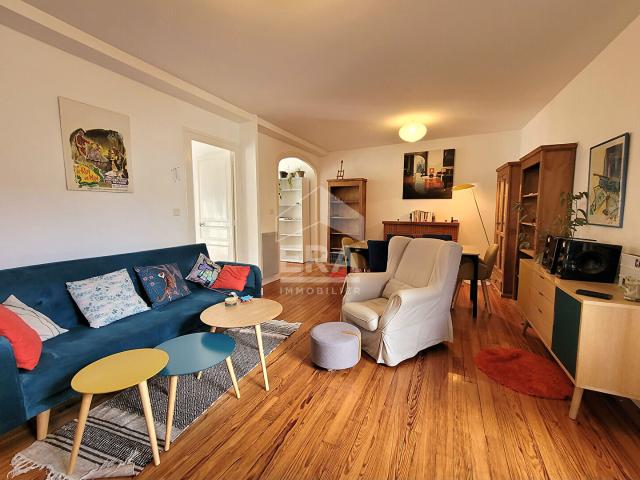 LOCATION PAU Appartement T4 de 80 m² dans une résidence calme avec balcon