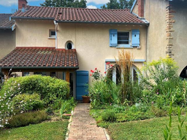 Location Pavillon 4 pièces 81.91 m2 Macon