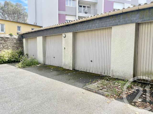 Location Place de parking Lorient
