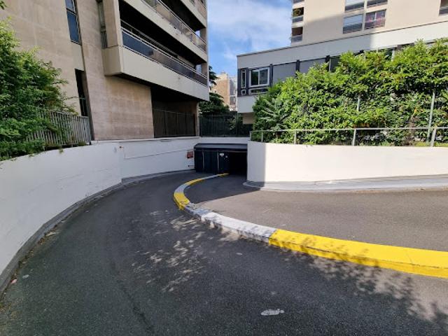 Location Place de parking Paris 15ème