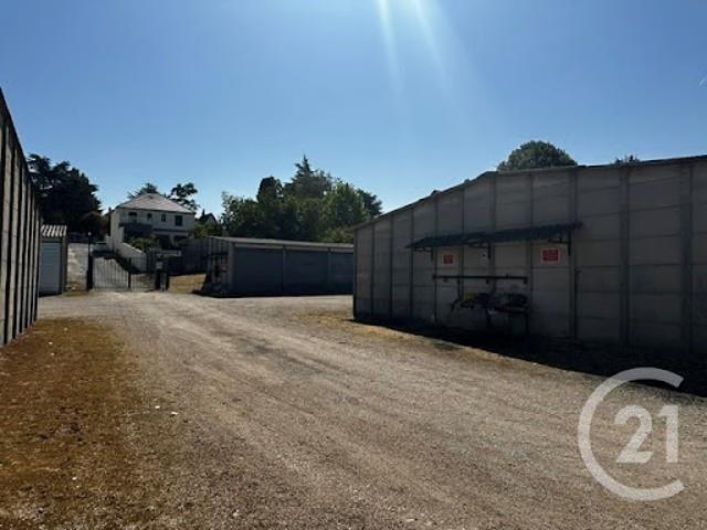 Location Place de parking Saintry sur Seine