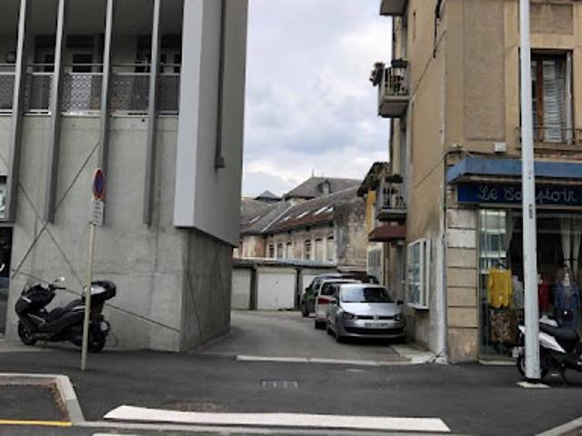 Location Place de parking 0 m2 Chambery