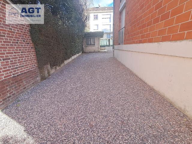 Location Place de parking 0 m2 Beauvais