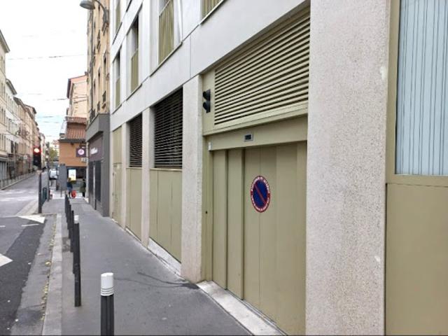 Location Place de parking 0 m2 Lyon 4ème