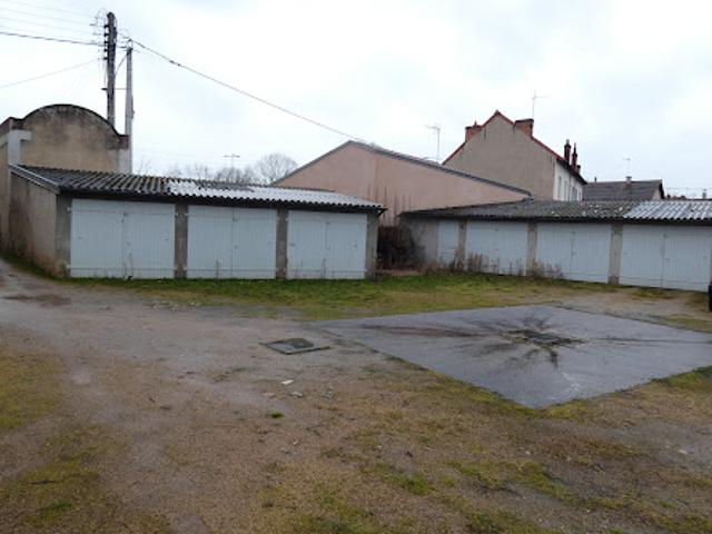 Location Place de parking 0 m2 Montluçon