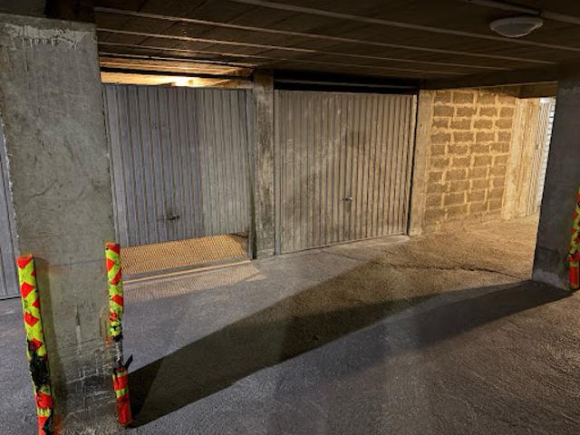 Location Place de parking 0 m2 Marseille 5ème