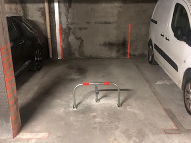 Location Place de parking 0 m2 Marseille 5ème