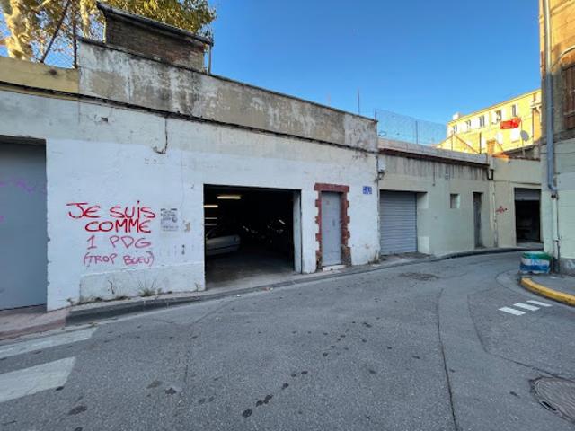 Location Place de parking 0 m2 Marseille 5ème