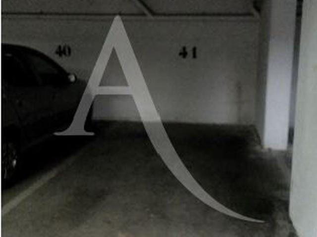 Location Place de parking 0 m2 Massy