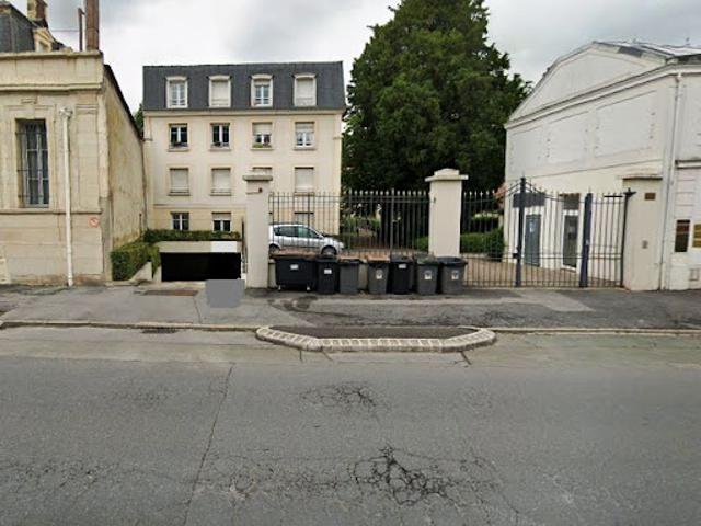 Location Place de parking 0 m2 Meaux