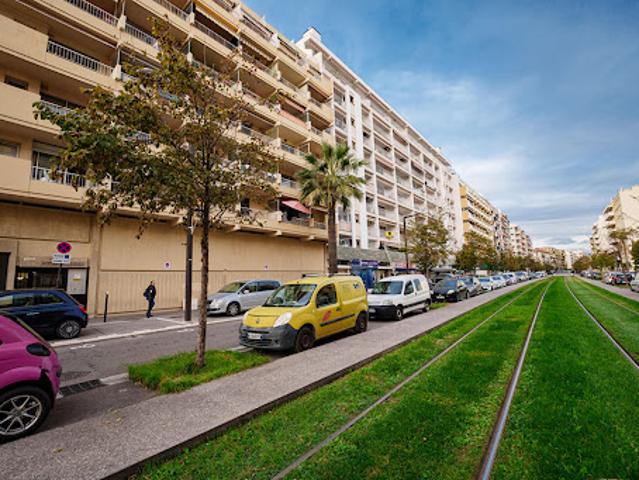 Location Place de parking 0 m2 Nice