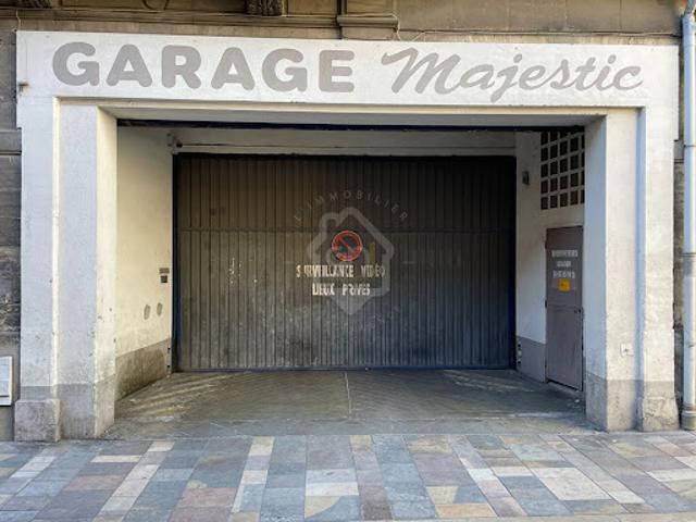 Location Place de parking 0 m2 Nimes