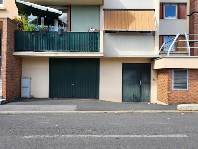 Location Place de parking 0 m2 Palaiseau
