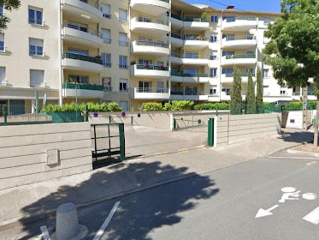 Location Place de parking 0 m2 Tassin la Demi Lune