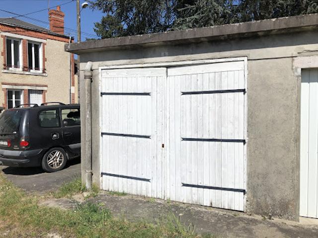 Location Place de parking 0 m2 Vierzon