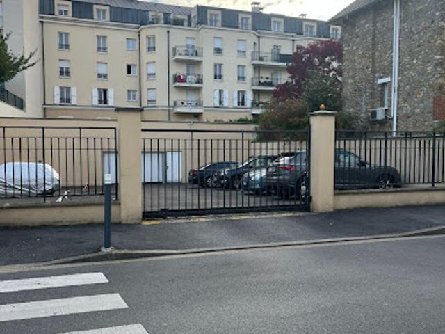 Location Place de parking 0 m2 Villemomble