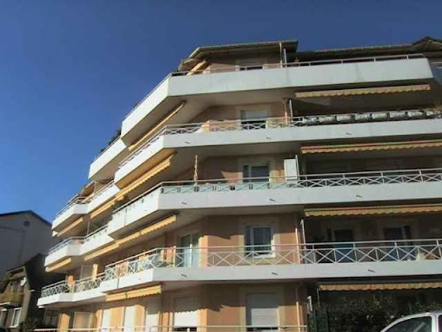 Location Place de parking 14 m2 Gaillard
