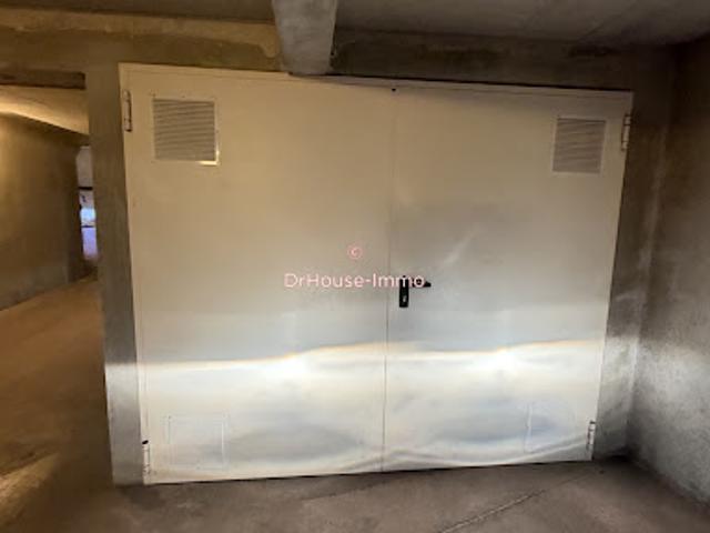 Location Place de parking 15 m2 Beausoleil