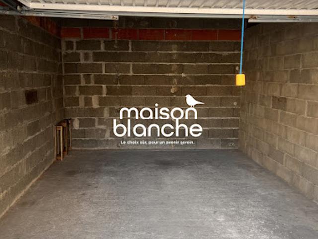 Location Place de parking 15 m2 Bordeaux