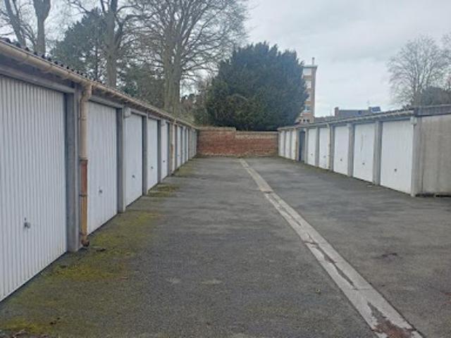 Location Place de parking 15 m2 Hazebrouck