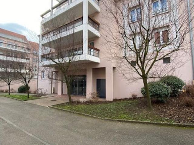 Location Place de parking 15 m2 Saverne