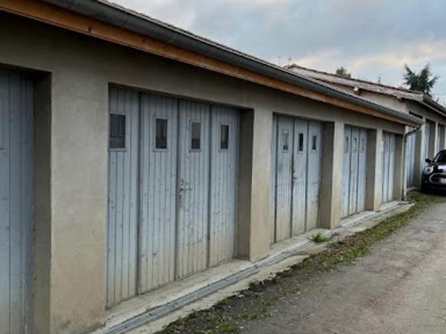 Location Place de parking 16 m2 Saint Galmier