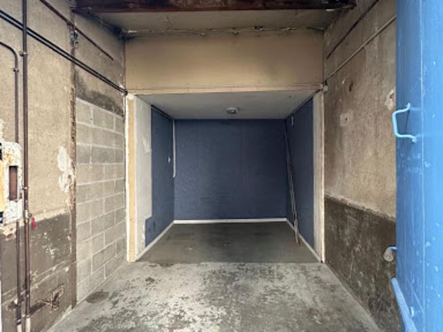 Location Place de parking 17 m2 Orleans