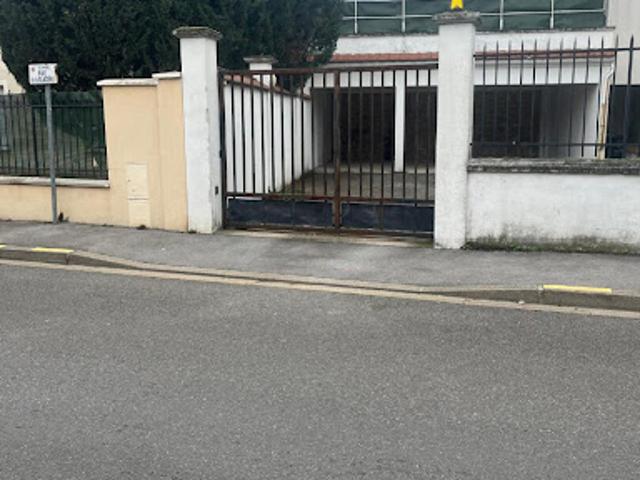 Location Place de parking 10 m2 Villemomble