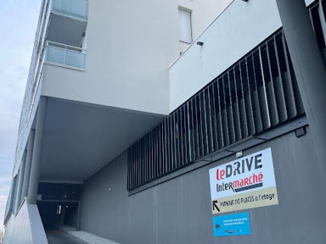 Location Place de parking 11 m2 Saint Malo