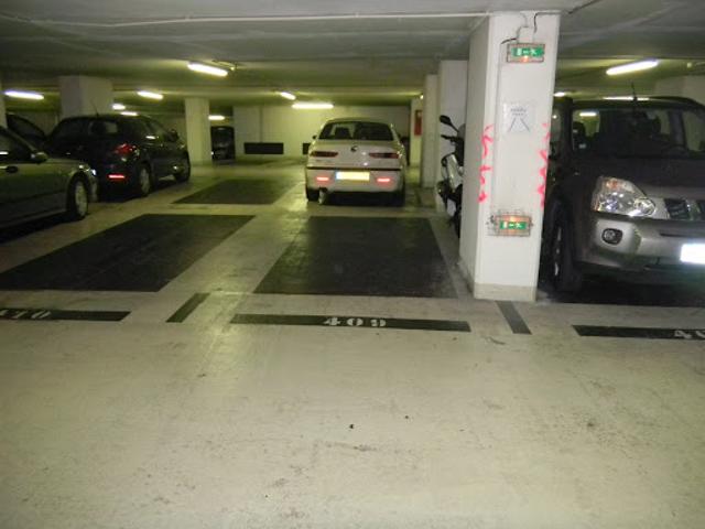 Location Place de parking 12 m2 Nice