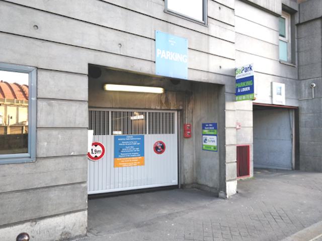 Location Place de parking 12 m2 Bagnolet