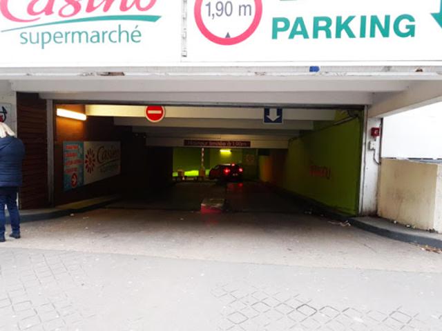 Location Place de parking 12 m2 Clichy