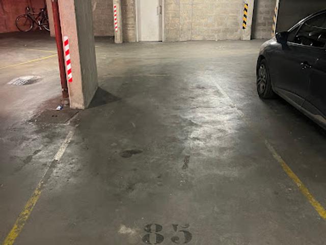 Location Place de parking 12 m2 Paris 6ème