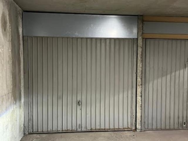 Location Place de parking 12 m2 Saint Etienne