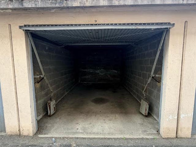 Location Place de parking 12 m2 Villefranche sur saone