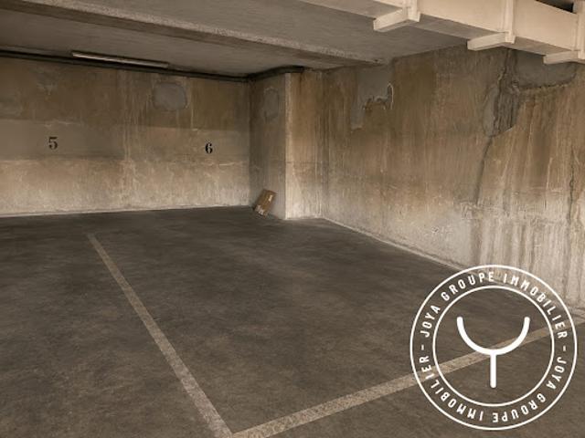 Location Place de parking 12 m2 Villejuif