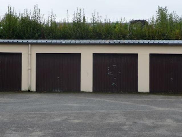 Location Place de parking 13 m2 Evreux