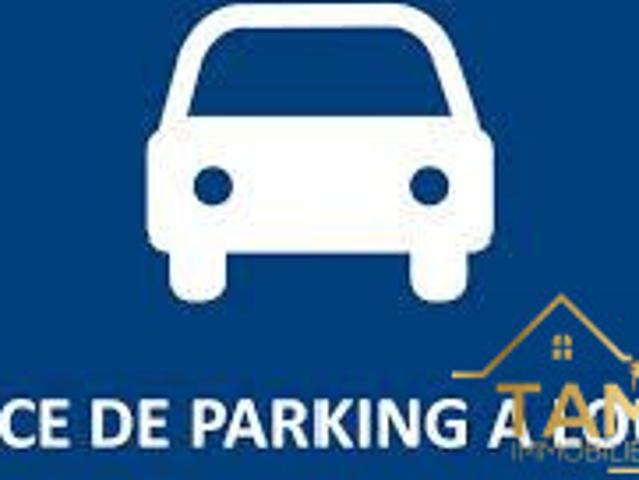 Location Place de parking 13 m2 Saint Cyr l'Ecole